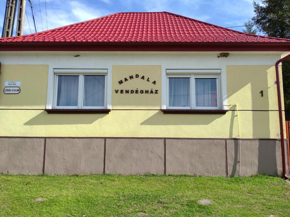 Apartamento Bakonyi Mandala Ház Bakonybél Exterior foto