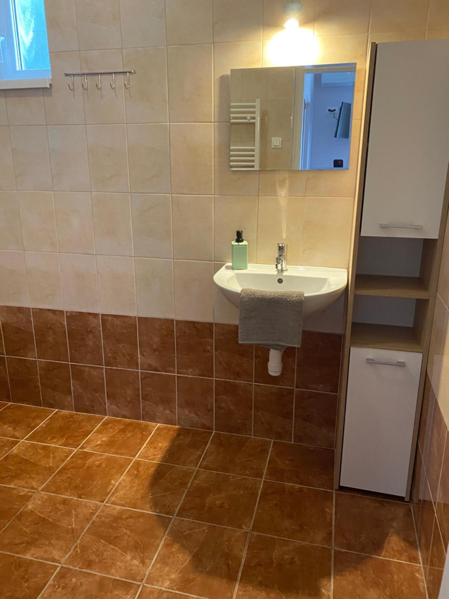 Apartamento Bakonyi Mandala Ház Bakonybél Exterior foto