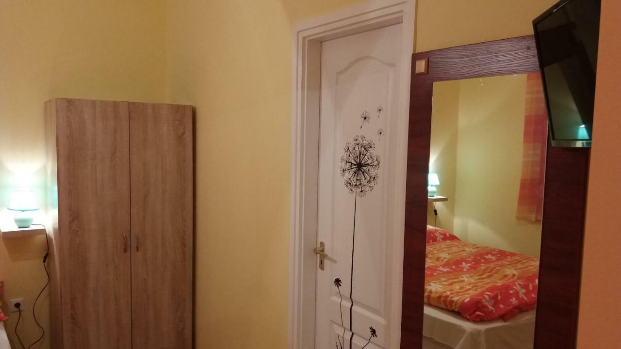Apartamento Bakonyi Mandala Ház Bakonybél Exterior foto