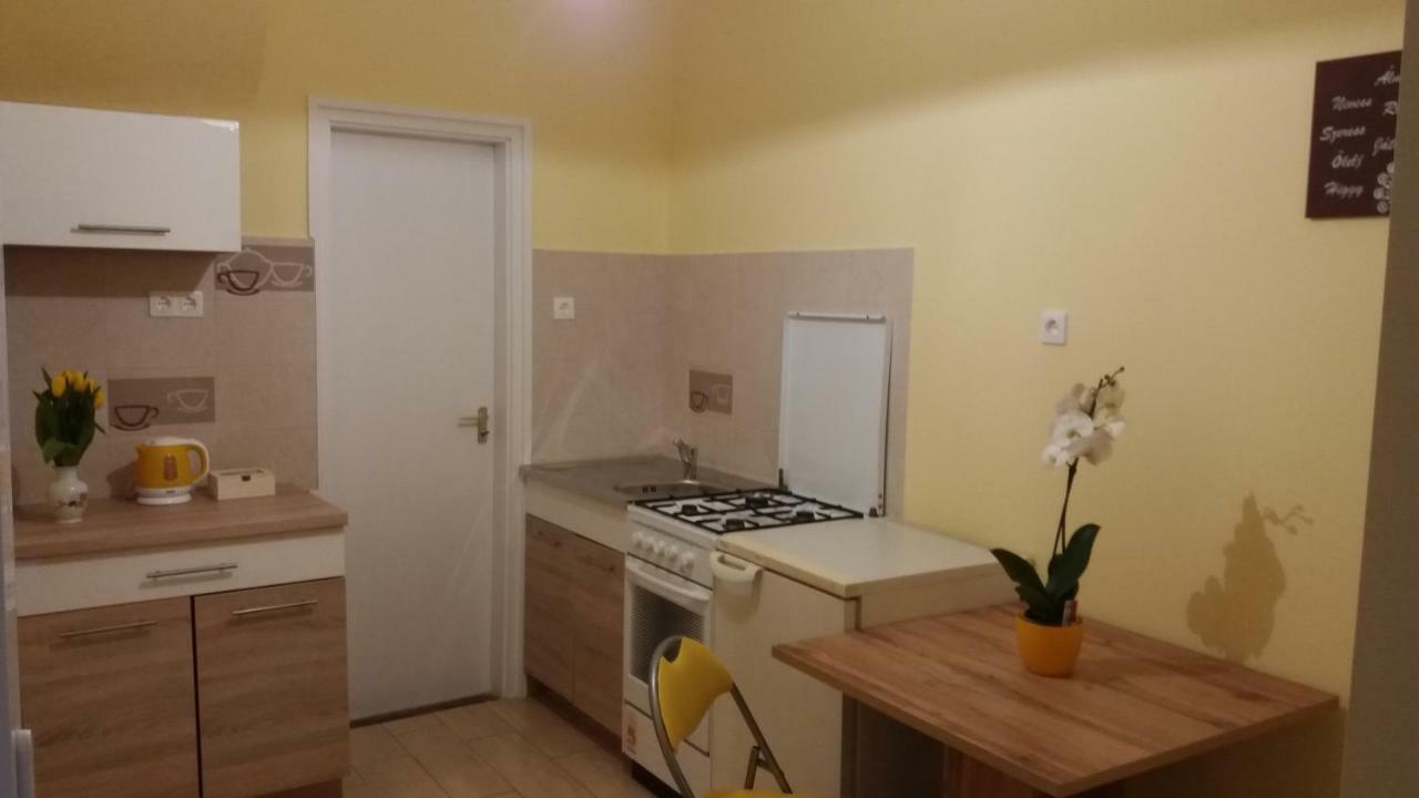 Apartamento Bakonyi Mandala Ház Bakonybél Exterior foto